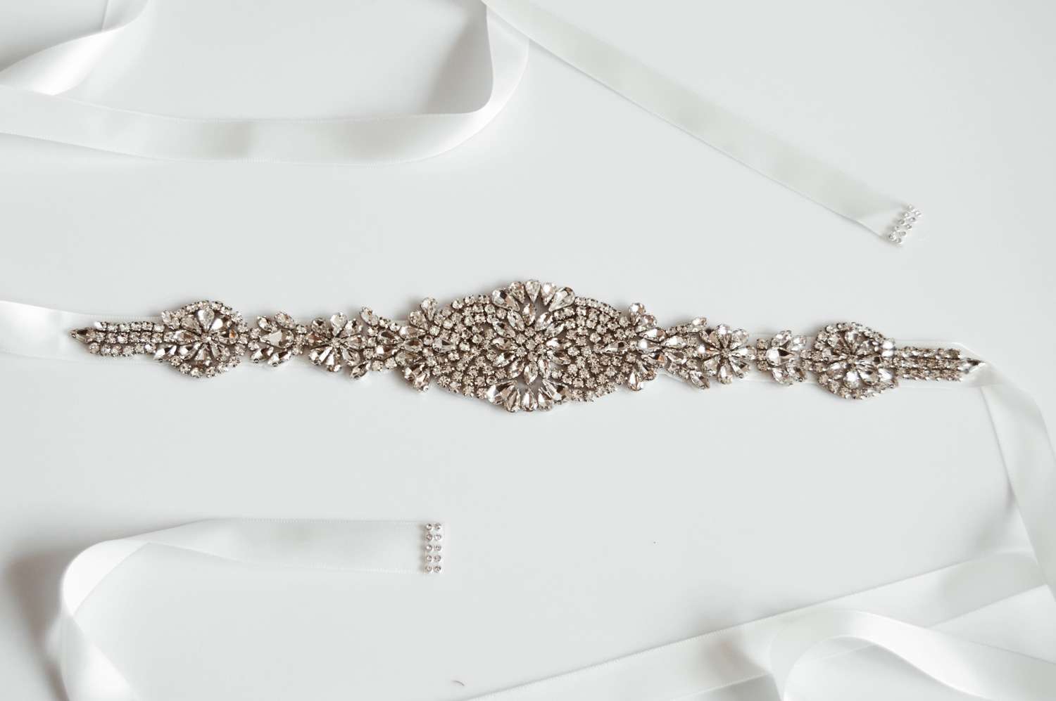 PBB1005 - dazzling crystal encrusted bridal belt with centre detail