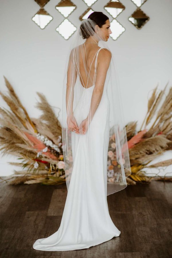 Beatrice - single layer waltz length veil with scattered diamantes