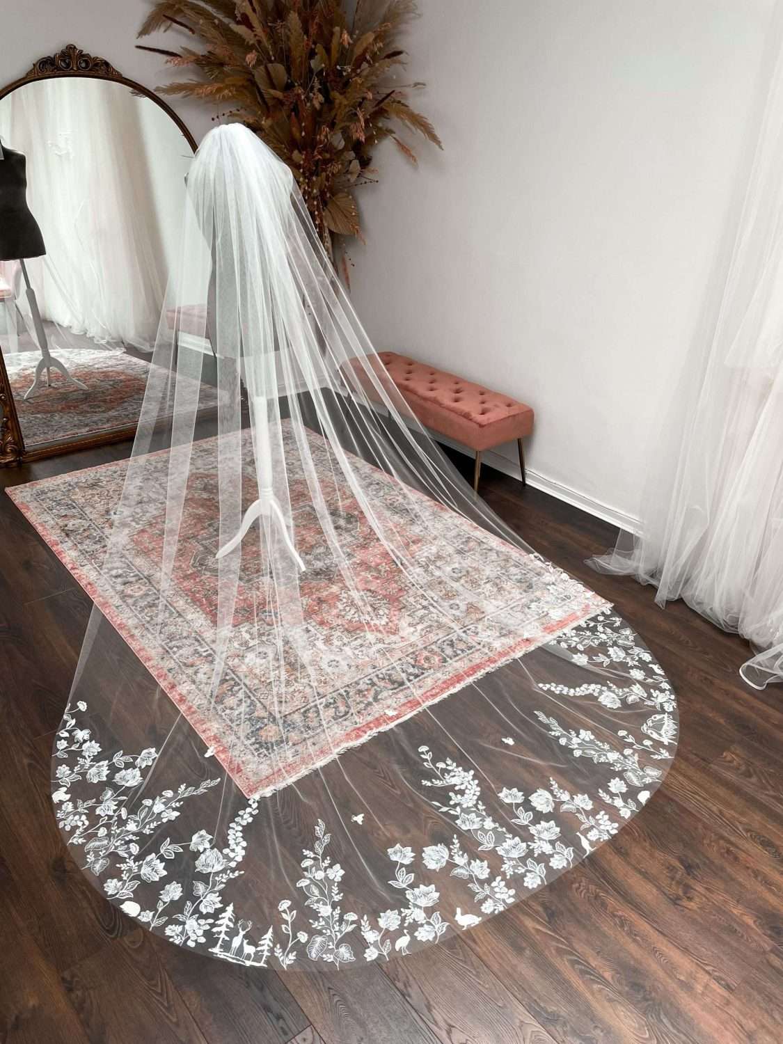 Bespoke floral lace veil with British & Australian wildlife Bespoke floral lace veil with British & Australian wildlife