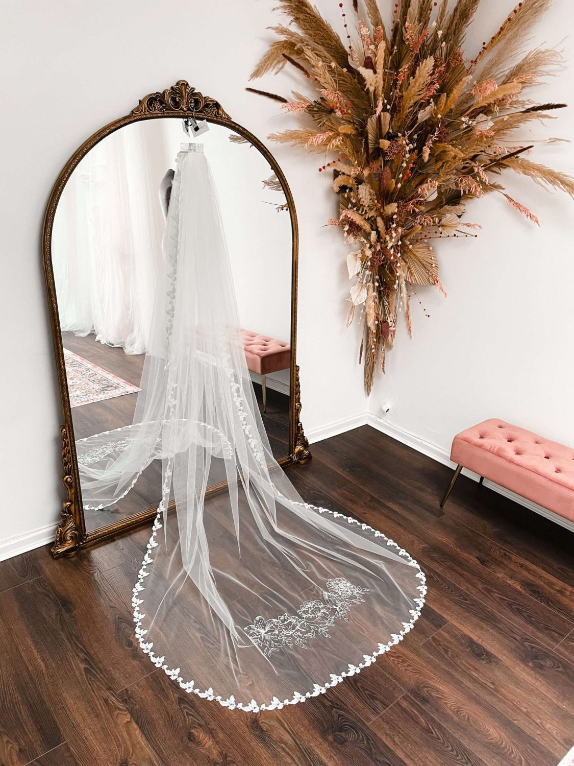 Bespoke lace veil with leafy lace trim and embroidered flower bouquet Bespoke lace veil with leafy lace trim and embroidered flower bouquet