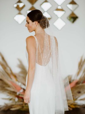 Violet – Single layer barely there veil in fingertip length with mixed size pearls