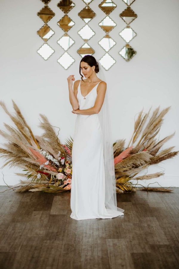 Charlotte – one layer floor length veil with a pencil edge