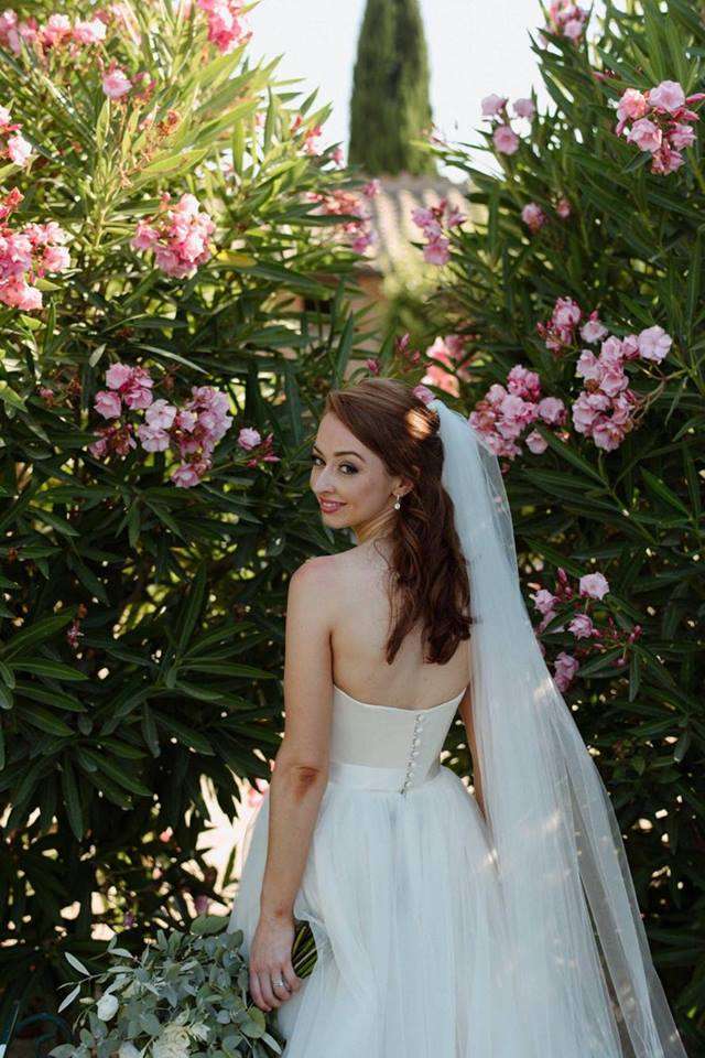 Emma McSorley wears popular wedding veil Brooke 12