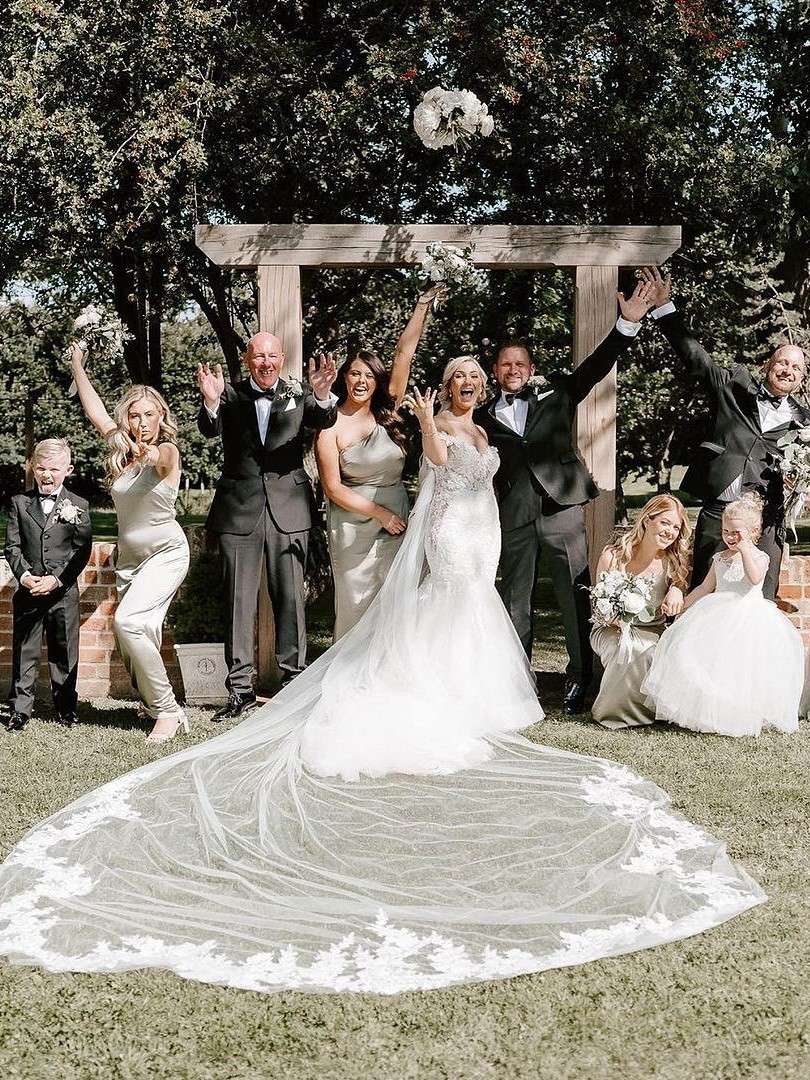extra long veil