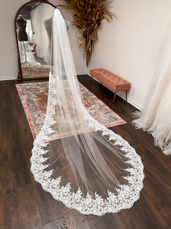 Hannah’s Corded Lace Veil