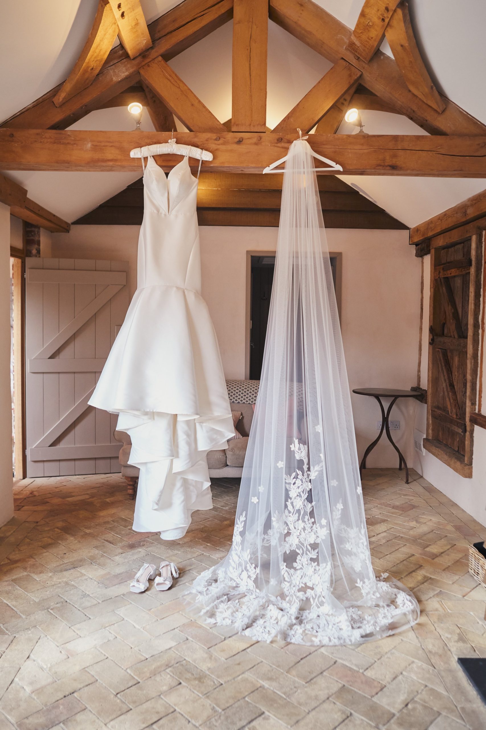 Storing your veil at home