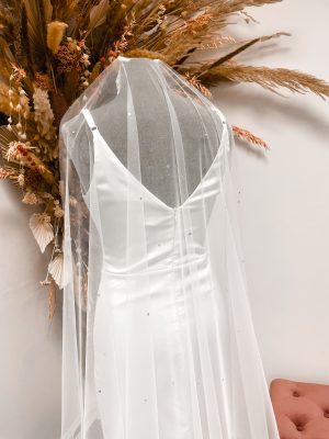 Amelie - Cathedral Veil with Scattered Diamantes